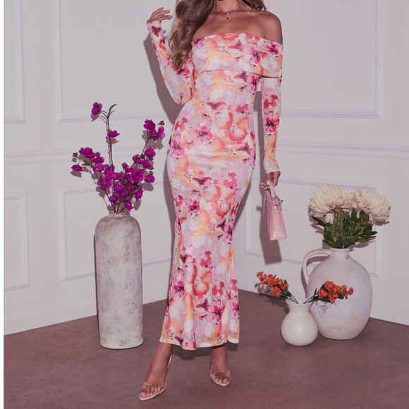 Lunah Off Shoulder Floral Maxi Dress - Picture 2 of 4